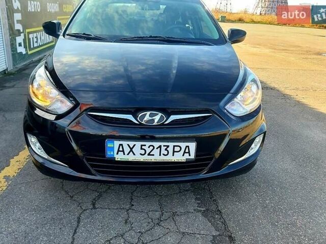 Черный Хендай Акцент, объемом двигателя 1.4 л и пробегом 95 тыс. км за 8900 $, фото 7 на Automoto.ua