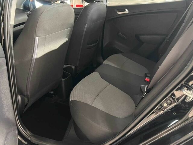 Чорний Хендай Акцент, об'ємом двигуна 1.4 л та пробігом 231 тис. км за 5453 $, фото 16 на Automoto.ua