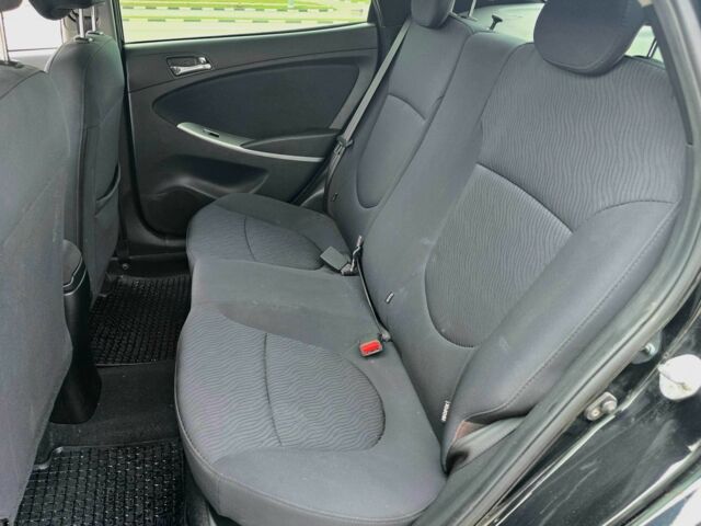 Черный Хендай Акцент, объемом двигателя 1.4 л и пробегом 160 тыс. км за 2700 $, фото 13 на Automoto.ua