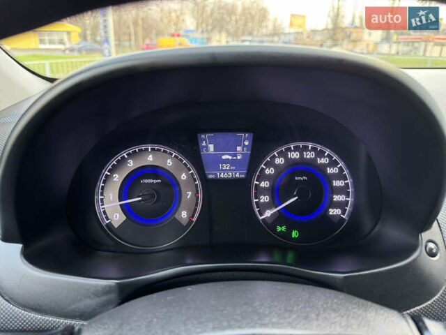 Черный Хендай Акцент, объемом двигателя 1.4 л и пробегом 146 тыс. км за 6950 $, фото 19 на Automoto.ua