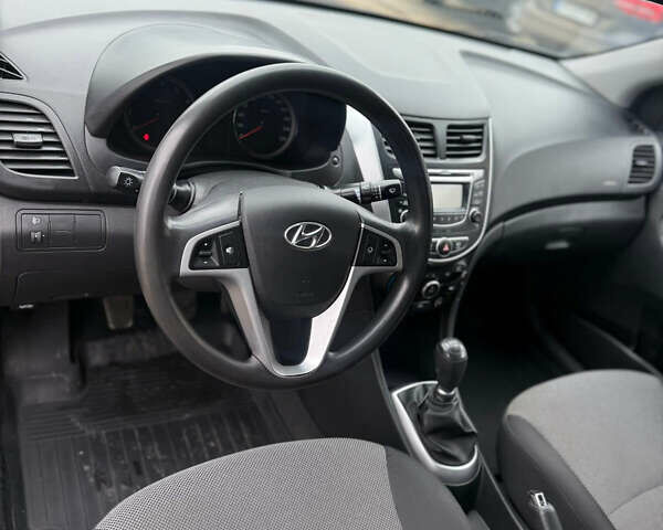 Чорний Хендай Акцент, об'ємом двигуна 1.4 л та пробігом 119 тис. км за 7500 $, фото 8 на Automoto.ua