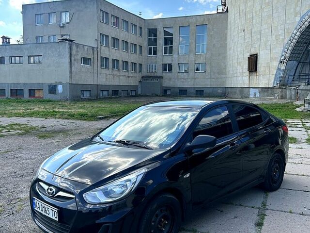 Черный Хендай Акцент, объемом двигателя 1.4 л и пробегом 105 тыс. км за 4750 $, фото 1 на Automoto.ua