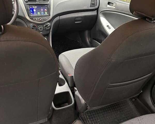 Чорний Хендай Акцент, об'ємом двигуна 1.4 л та пробігом 142 тис. км за 7600 $, фото 7 на Automoto.ua