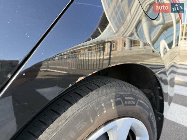 Черный Хендай Акцент, объемом двигателя 1.4 л и пробегом 207 тыс. км за 6099 $, фото 2 на Automoto.ua