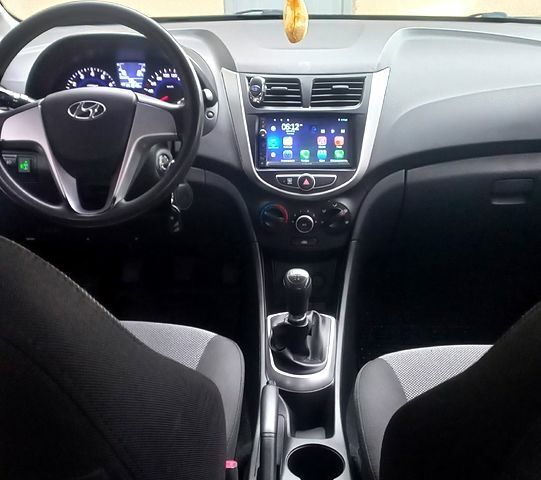 Чорний Хендай Акцент, об'ємом двигуна 1.4 л та пробігом 142 тис. км за 7400 $, фото 1 на Automoto.ua