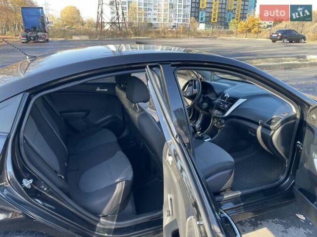 Хендай Акцент 2013 в Чернигове на Automoto.ua Черный Хендай Акцент, объемом двигателя 1.4 л и пробегом 221 тыс. км за 5900 $, фото 18 на Automoto.ua