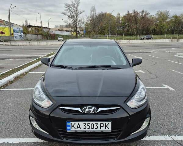 Черный Хендай Акцент, объемом двигателя 1.4 л и пробегом 177 тыс. км за 9200 $, фото 17 на Automoto.ua