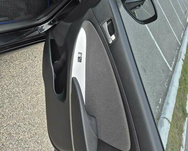 Черный Хендай Акцент, объемом двигателя 1.4 л и пробегом 177 тыс. км за 9200 $, фото 6 на Automoto.ua