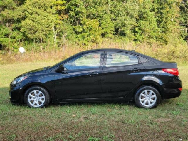 Черный Хендай Акцент, объемом двигателя 1.6 л и пробегом 81 тыс. км за 5500 $, фото 7 на Automoto.ua