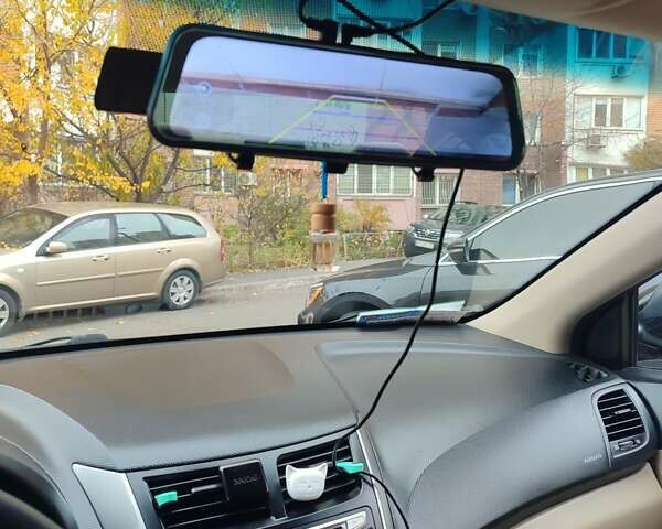 Черный Хендай Акцент, объемом двигателя 1.59 л и пробегом 168 тыс. км за 9150 $, фото 3 на Automoto.ua