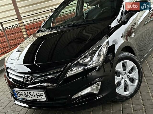 Чорний Хендай Акцент, об'ємом двигуна 1.4 л та пробігом 10 тис. км за 12900 $, фото 1 на Automoto.ua