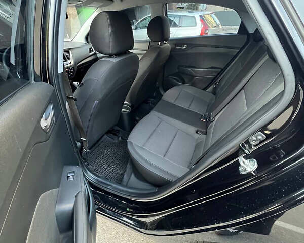 Хендай Акцент 2017 в Киеве на Automoto.ua Черный Хендай Акцент, объемом двигателя 1.59 л и пробегом 115 тыс. км за 9650 $, фото 11 на Automoto.ua