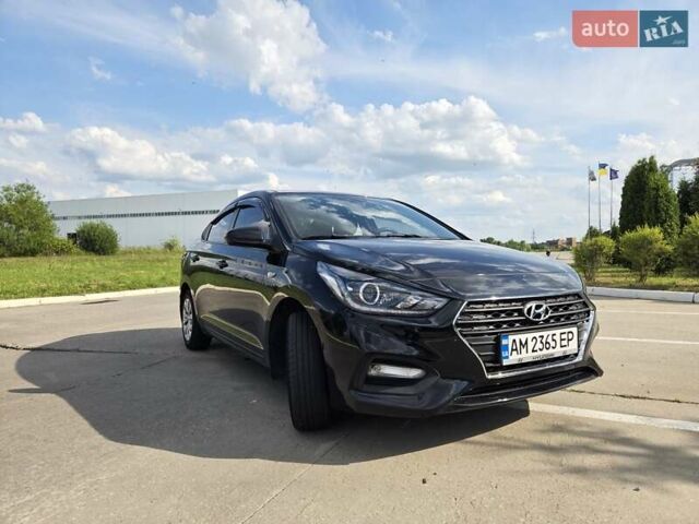 Чорний Хендай Акцент, об'ємом двигуна 1.4 л та пробігом 111 тис. км за 11500 $, фото 4 на Automoto.ua