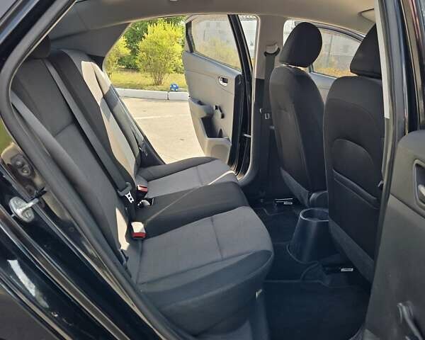 Чорний Хендай Акцент, об'ємом двигуна 1.4 л та пробігом 111 тис. км за 11500 $, фото 12 на Automoto.ua