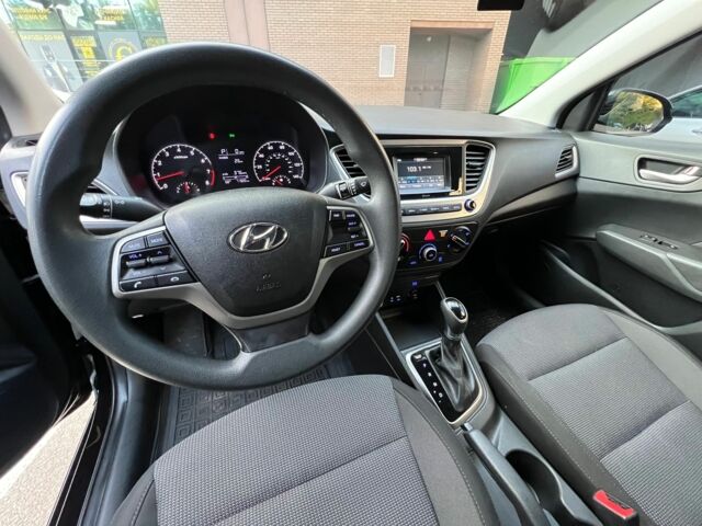 Хендай Акцент 2017 в Киеве на Automoto.ua Черный Хендай Акцент, объемом двигателя 1.6 л и пробегом 115 тыс. км за 9900 $, фото 6 на Automoto.ua