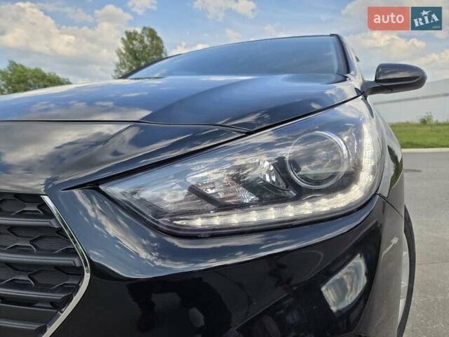 Чорний Хендай Акцент, об'ємом двигуна 1.4 л та пробігом 111 тис. км за 11500 $, фото 24 на Automoto.ua