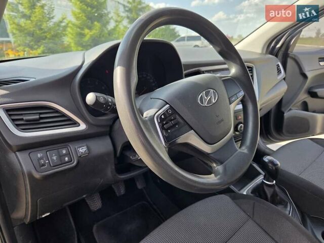 Чорний Хендай Акцент, об'ємом двигуна 1.4 л та пробігом 111 тис. км за 11500 $, фото 16 на Automoto.ua