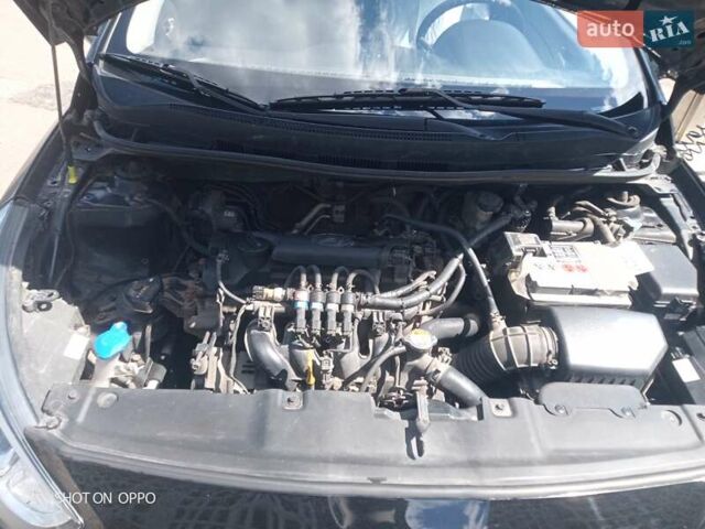 Чорний Хендай Акцент, об'ємом двигуна 1.4 л та пробігом 222 тис. км за 7800 $, фото 10 на Automoto.ua