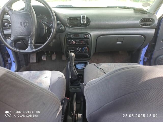 Фиолетовый Хендай Акцент, объемом двигателя 1.5 л и пробегом 355 тыс. км за 1350 $, фото 5 на Automoto.ua