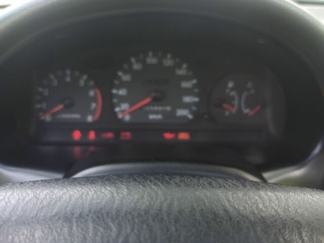 Фиолетовый Хендай Акцент, объемом двигателя 1.5 л и пробегом 355 тыс. км за 1350 $, фото 6 на Automoto.ua