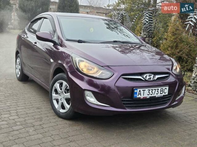 Фиолетовый Хендай Акцент, объемом двигателя 1.4 л и пробегом 178 тыс. км за 7600 $, фото 5 на Automoto.ua
