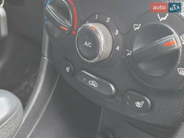 Фиолетовый Хендай Акцент, объемом двигателя 1.4 л и пробегом 178 тыс. км за 7600 $, фото 34 на Automoto.ua