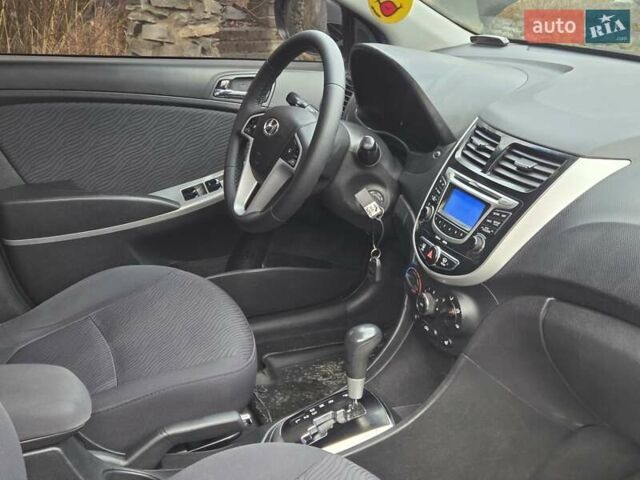 Фиолетовый Хендай Акцент, объемом двигателя 1.4 л и пробегом 178 тыс. км за 7600 $, фото 33 на Automoto.ua