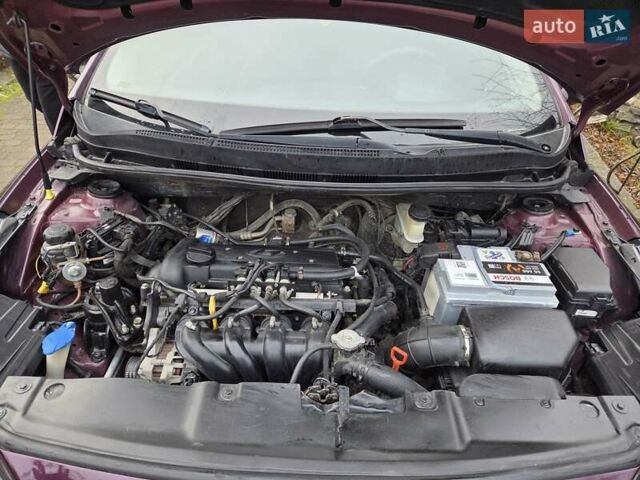 Фиолетовый Хендай Акцент, объемом двигателя 1.4 л и пробегом 178 тыс. км за 7600 $, фото 26 на Automoto.ua