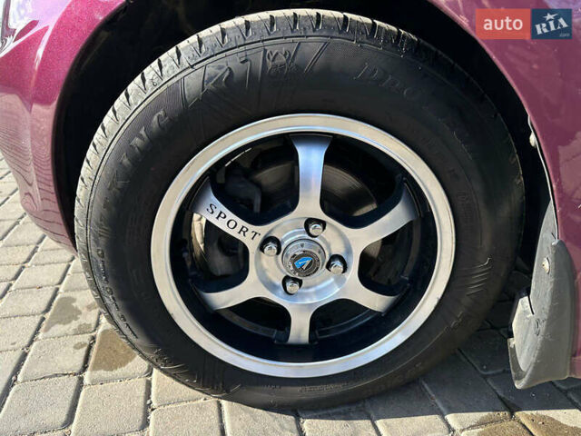 Фиолетовый Хендай Акцент, объемом двигателя 1.4 л и пробегом 166 тыс. км за 8999 $, фото 10 на Automoto.ua