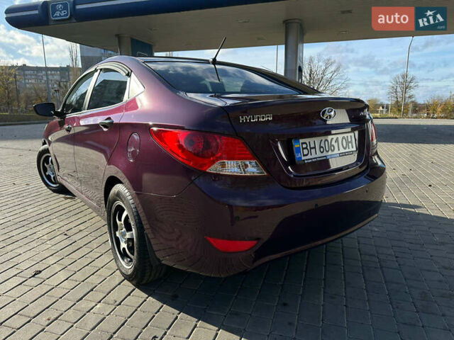 Фиолетовый Хендай Акцент, объемом двигателя 1.4 л и пробегом 166 тыс. км за 8999 $, фото 7 на Automoto.ua