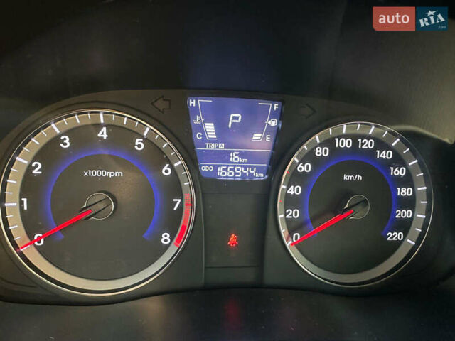 Фиолетовый Хендай Акцент, объемом двигателя 1.4 л и пробегом 166 тыс. км за 8999 $, фото 15 на Automoto.ua