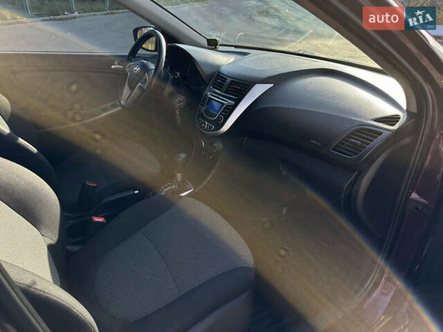 Фиолетовый Хендай Акцент, объемом двигателя 1.4 л и пробегом 166 тыс. км за 8999 $, фото 17 на Automoto.ua