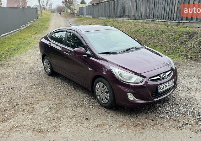 Фиолетовый Хендай Акцент, объемом двигателя 1.4 л и пробегом 145 тыс. км за 7000 $, фото 3 на Automoto.ua