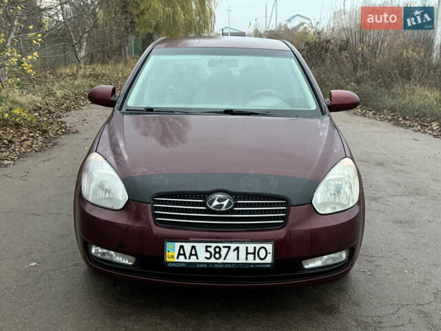 Коричневый Хендай Акцент, объемом двигателя 1.4 л и пробегом 298 тыс. км за 3600 $, фото 1 на Automoto.ua