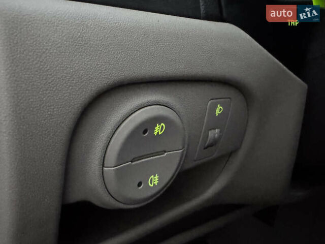 Коричневый Хендай Акцент, объемом двигателя 1.4 л и пробегом 298 тыс. км за 3600 $, фото 9 на Automoto.ua