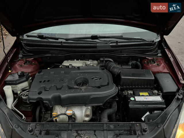 Коричневый Хендай Акцент, объемом двигателя 1.4 л и пробегом 298 тыс. км за 3600 $, фото 11 на Automoto.ua