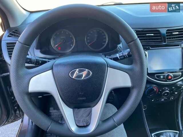 Коричневый Хендай Акцент, объемом двигателя 1.4 л и пробегом 212 тыс. км за 6899 $, фото 15 на Automoto.ua