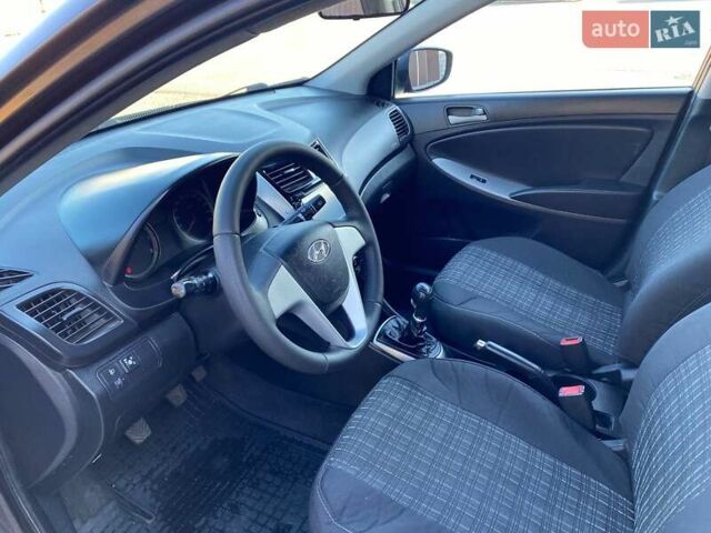 Коричневый Хендай Акцент, объемом двигателя 1.4 л и пробегом 212 тыс. км за 6899 $, фото 10 на Automoto.ua