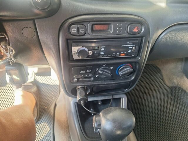 Красный Хендай Акцент, объемом двигателя 1.5 л и пробегом 150 тыс. км за 2700 $, фото 9 на Automoto.ua