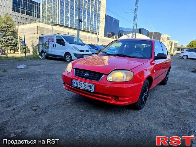 Красный Хендай Акцент, объемом двигателя 1.3 л и пробегом 380 тыс. км за 2250 $, фото 1 на Automoto.ua