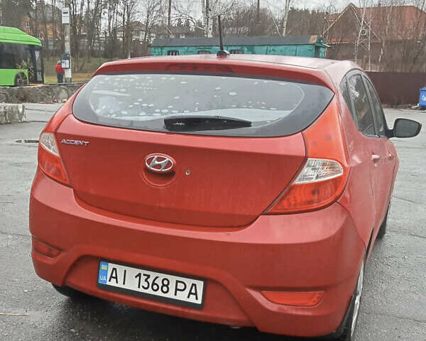 Червоний Хендай Акцент, об'ємом двигуна 1.6 л та пробігом 180 тис. км за 6500 $, фото 7 на Automoto.ua