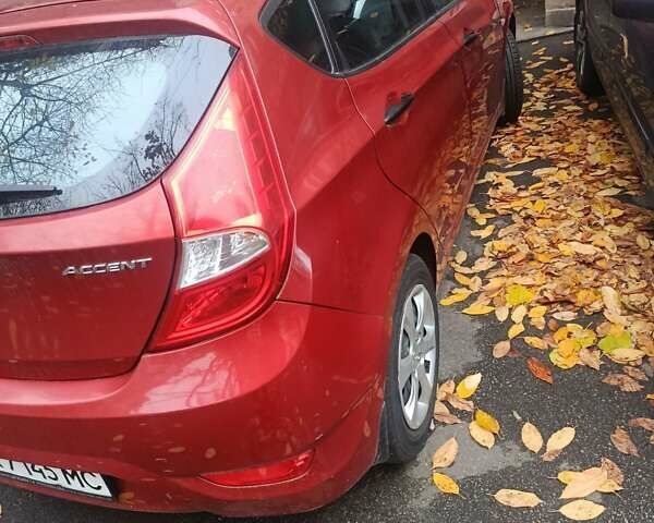 Красный Хендай Акцент, объемом двигателя 1.4 л и пробегом 27 тыс. км за 8500 $, фото 9 на Automoto.ua