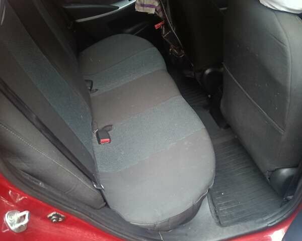 Красный Хендай Акцент, объемом двигателя 1.4 л и пробегом 27 тыс. км за 8500 $, фото 5 на Automoto.ua