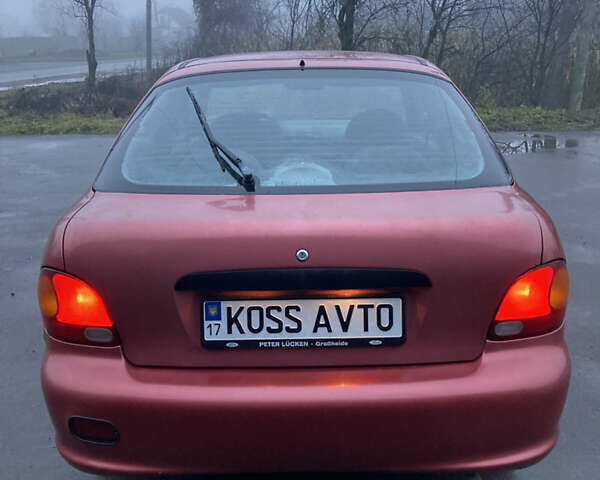 Червоний Хендай Акцент, об'ємом двигуна 1.4 л та пробігом 230 тис. км за 1750 $, фото 4 на Automoto.ua