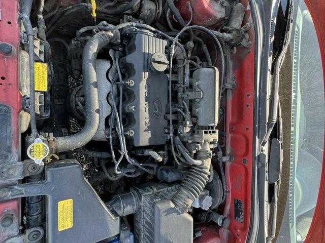 Червоний Хендай Акцент, об'ємом двигуна 1.6 л та пробігом 161 тис. км за 1700 $, фото 8 на Automoto.ua