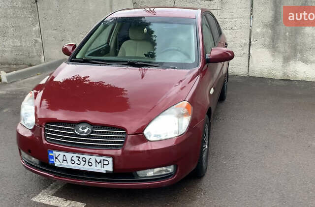 Червоний Хендай Акцент, об'ємом двигуна 1.4 л та пробігом 218 тис. км за 5000 $, фото 1 на Automoto.ua