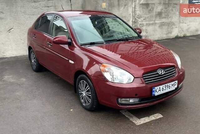 Красный Хендай Акцент, объемом двигателя 1.4 л и пробегом 219 тыс. км за 6000 $, фото 4 на Automoto.ua