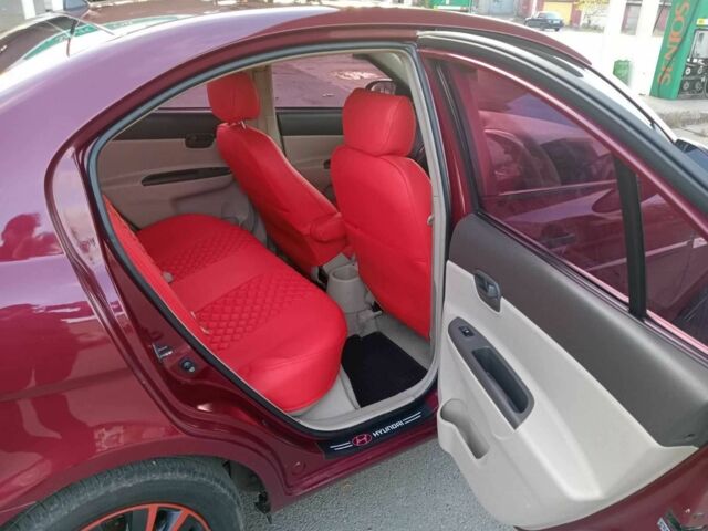 Красный Хендай Акцент, объемом двигателя 1.6 л и пробегом 255 тыс. км за 5600 $, фото 17 на Automoto.ua