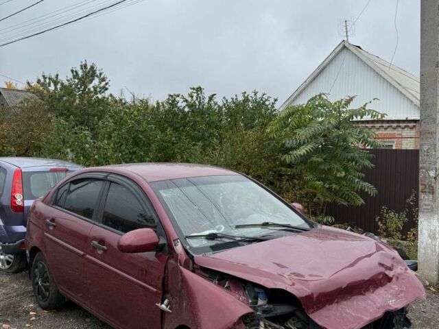 Хендай Акцент 2007 у Запоріжжя на Automoto.ua Червоний Хендай Акцент, об'ємом двигуна 1.4 л та пробігом 180 тис. км за 1700 $, фото 1 на Automoto.ua