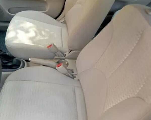 Хендай Акцент 2007 у Рівному на Automoto.ua Червоний Хендай Акцент, об'ємом двигуна 1.4 л та пробігом 335 тис. км за 5300 $, фото 5 на Automoto.ua